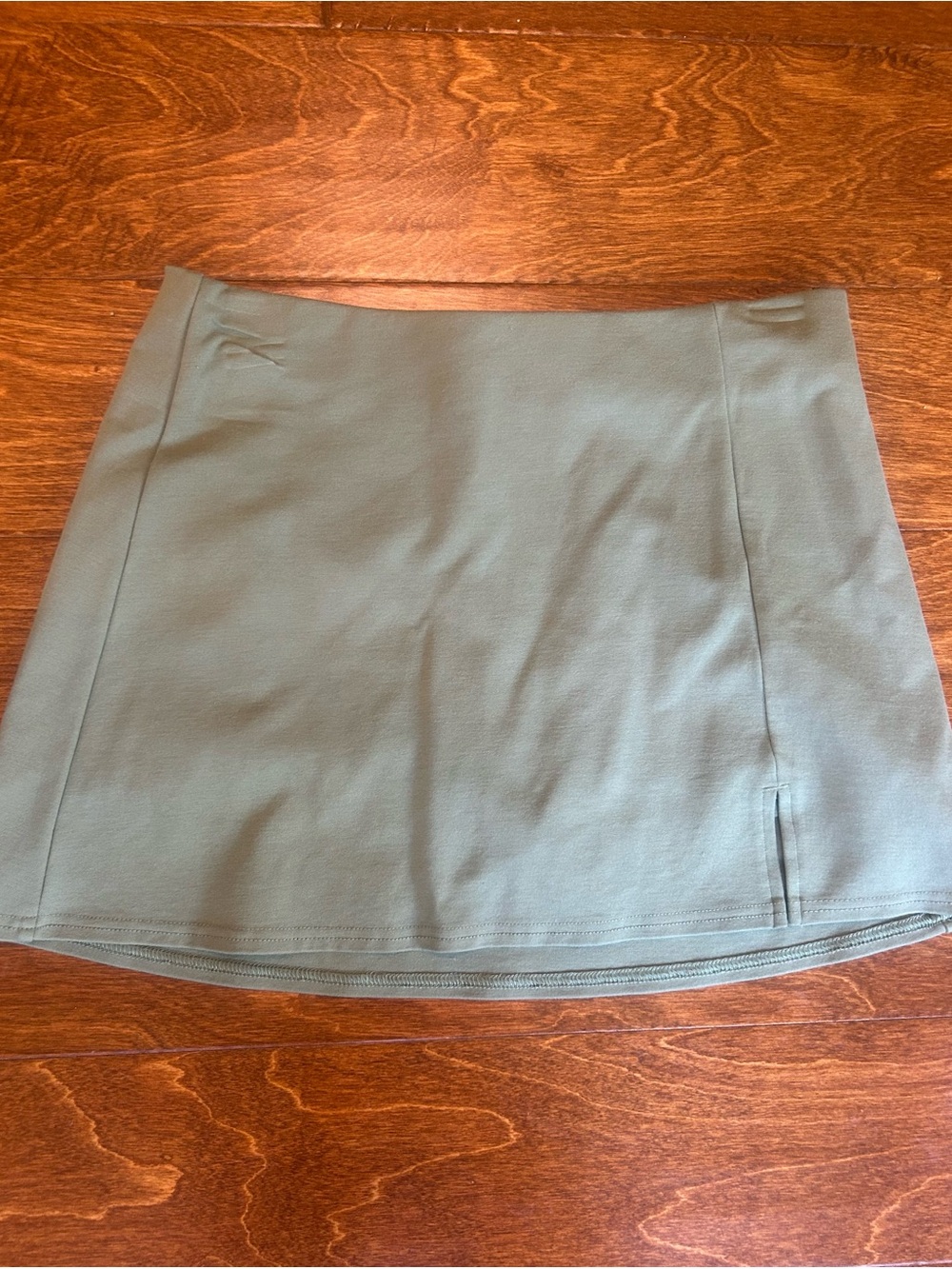 American Eagle mini skirt